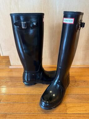 Hunter Womens Original Tall gloss Rain Boots SIZE MEN 7/ US 8 female (1500